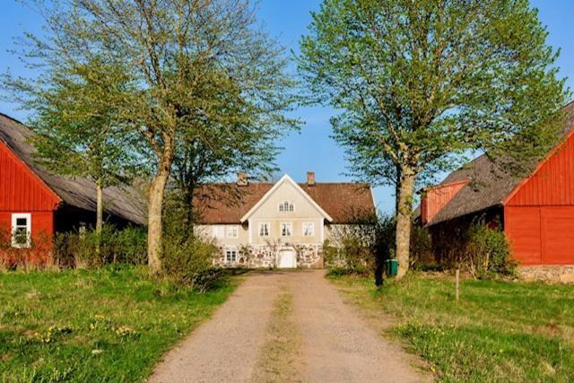 Aengaroeds Gard Aparthotel Ljungbyhed Exteriör bild