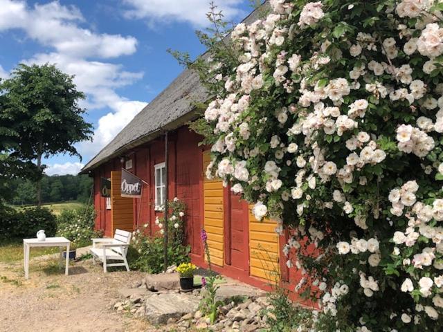 Aengaroeds Gard Aparthotel Ljungbyhed Exteriör bild